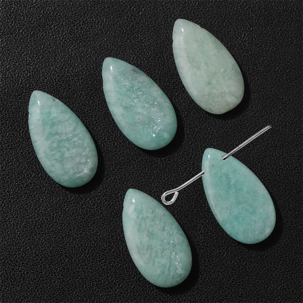 قطعتان من الحجر الطبيعي على شك - مراجعة Jewelry Making Gemstones وسعره